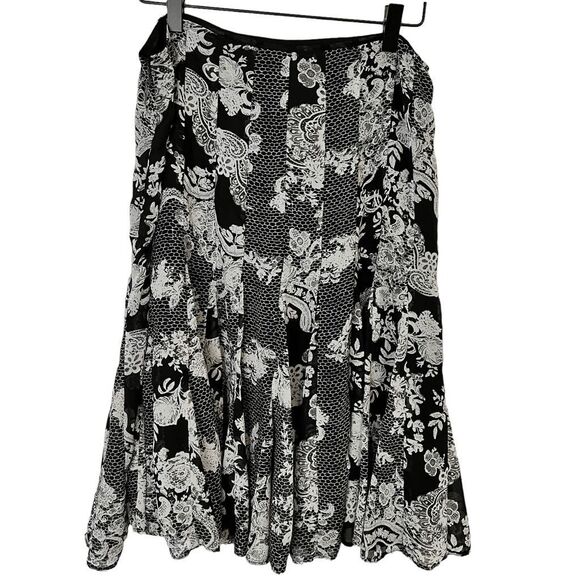 Nicole by Nicole Miller Skirt 8‎ Black White Lace Print Midi Flared Boho Chic - Picture 1 of 8